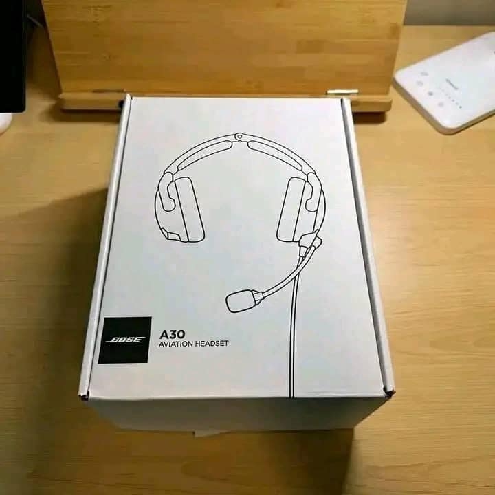 Bose A30 Aviation Headset Bose A30 Aviation Headset